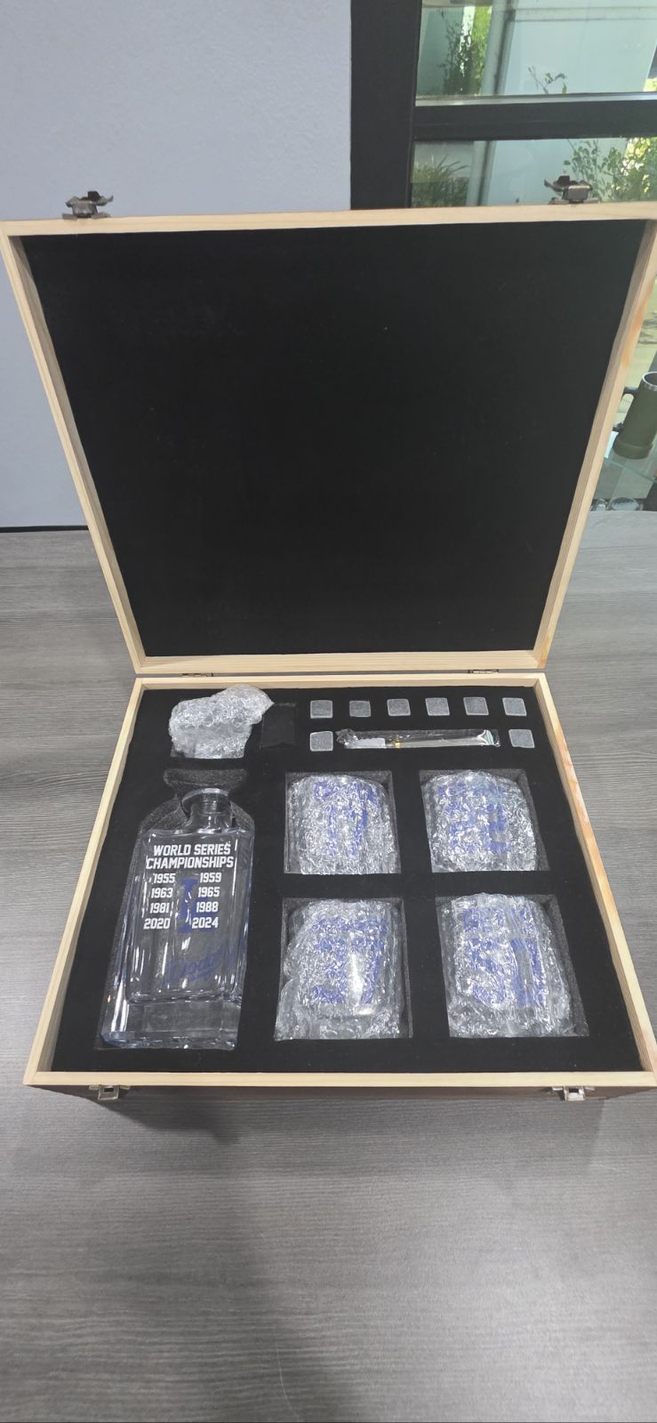 Premium Custom Decanter Box Set
